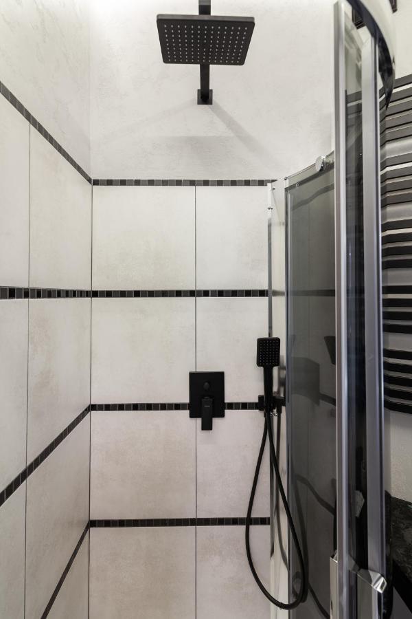 Two Bedrooms 13 Shpytalna Street Лвив Екстериор снимка